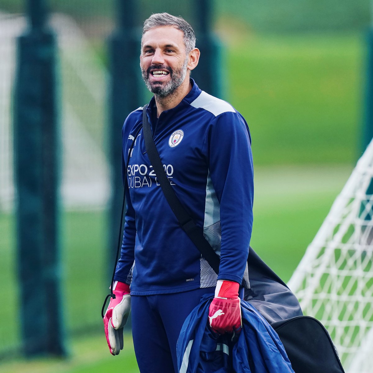 Wishing @wrightys1 a very Happy Birthday! 🥳

#ManCity