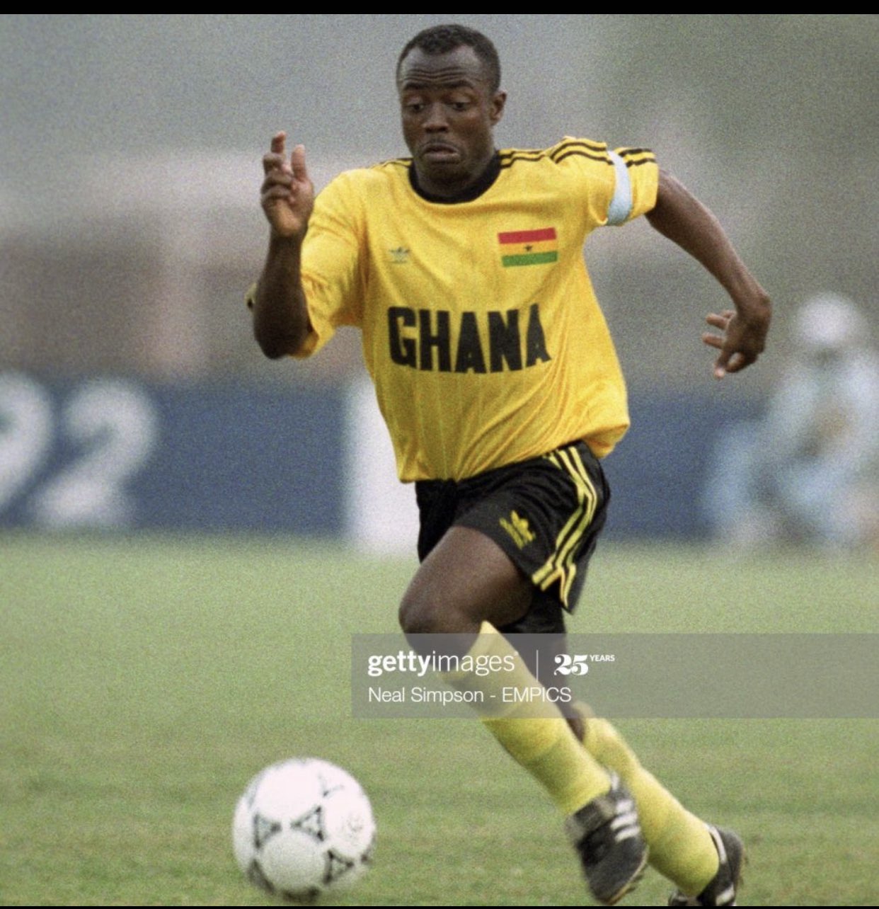 Happy birthday to the only soccer maestro Abedi Pele. 