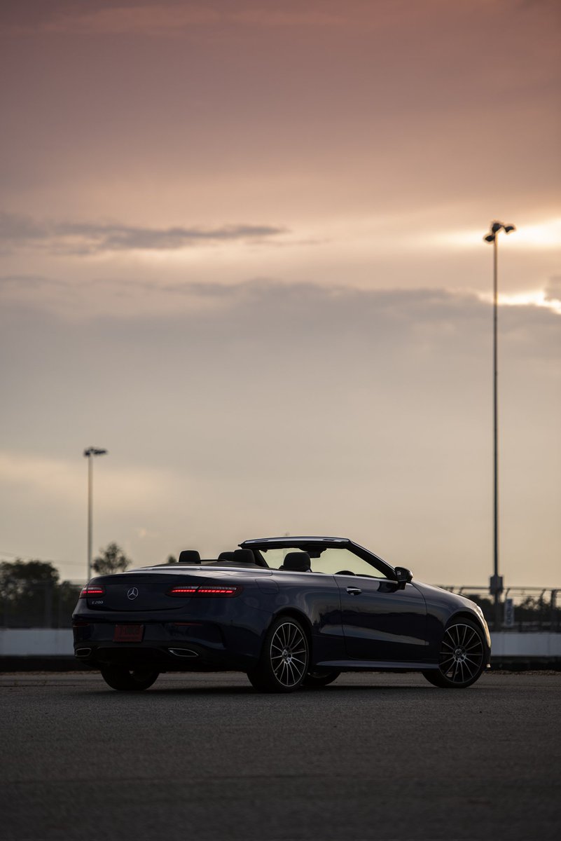 Nathwarit's tweet photo. The New E-Class Cabriolet
#MercedesBenz #MercedesBenzThailand #MBTh #MBStarShot #MBCar #E200 #Cabriolet #NathwaritPhoto #Nikon #Photography #PhotoOfTheDay #Capture #Snapshot #Exposure https://t.co/1nKImn8G5t