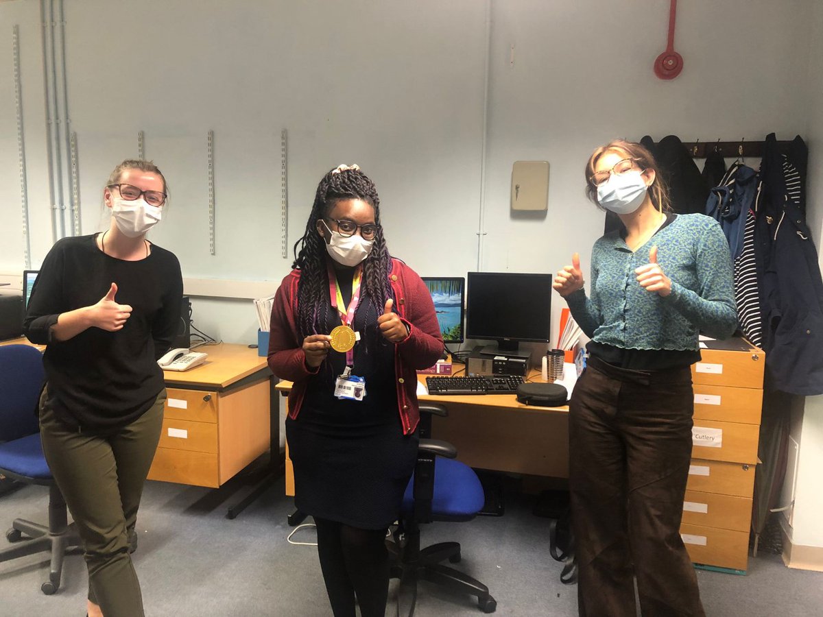 Another pair of trainee pharmacists training complete here at Southampton Medicines Advice. And a chocolate gold medal to our lovely Tanny for being such a fab practice supervisor. @UHSPTT