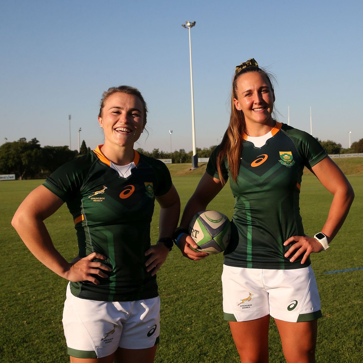 #TuksWomensRugby: #ProudlyUP 

All the best of luck to Rumandi Potgieter and Libbie Janse van Rensburg, who are part of the #WomenBoks squad for the current #NovemberSeries2021 in Europe.

#Elevate2Greatness 🌟💡

[Photo credit: #regcaldecott]