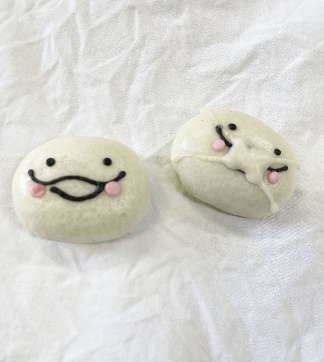 shogetsudo15's tweet photo. 【11月06日～11月07日の対面販売】

静間松月堂では、週末に島根県邑南町、道の駅瑞穂にて対面販売致します^_^️

道の駅 瑞穂
0855-83-1112
https://t.co/5gXIrcWCxZ

▶︎販売商品

シャインマスカット大福
まきもち
栗大福🌰
栗蒸し羊羹🌰
桜もち🌸
最中
オオナンショウ饅頭 https://t.co/H2UpKXFrRo