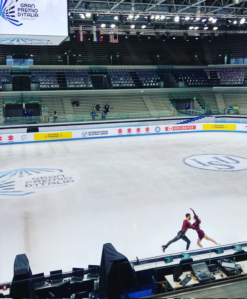 insideskating's tweet photo. #waaking is in the house 😍.

#GabriellaPapadakis 
#GuillaumeCizeron 
#GPItaly https://t.co/9aLlmO9PtU
