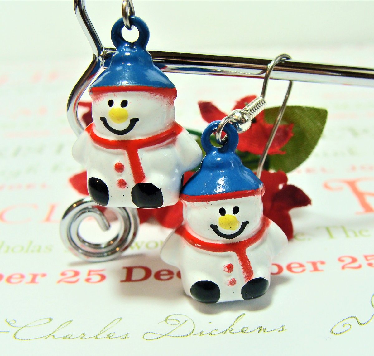 So Cute Snowman Jingle Bell Earrings: etsy.com/listing/648186… #snowmanearrings #jinglebellearrings #winterjewelry #jinglebells #lightweight #Christmasearrings #secretsantagift #funtowear #holidayparites #jinglealltheway #giftsforher #etsyhandmadejewelry #etsyseller #shopsmallbiz