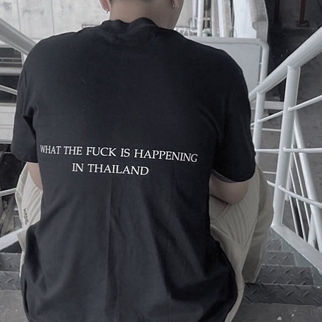 thelord_thelord's tweet photo. สุ่มเเจกเสื้อรุ่น What the fuck is happening in thailand 2รางวัลค่าสาวว มูลค่า 490 บาท มี3size chest : M 38-40 / L 40-42 / XL 42-44 (ผู้ที่โชคดีเลือกไซส์และสีได้เอง)
กติกา ทำแค่2อย่าง
1. ฟอล+รีทวิตนี้ 
2.ฟอลไอจี 
*ประกาศผู้โชคดีสิ้นเดือนนี้
*รูปนี้เป็นตัวอย่างของหน้าและหลังน้าา https://t.co/kjBfyvvYrV