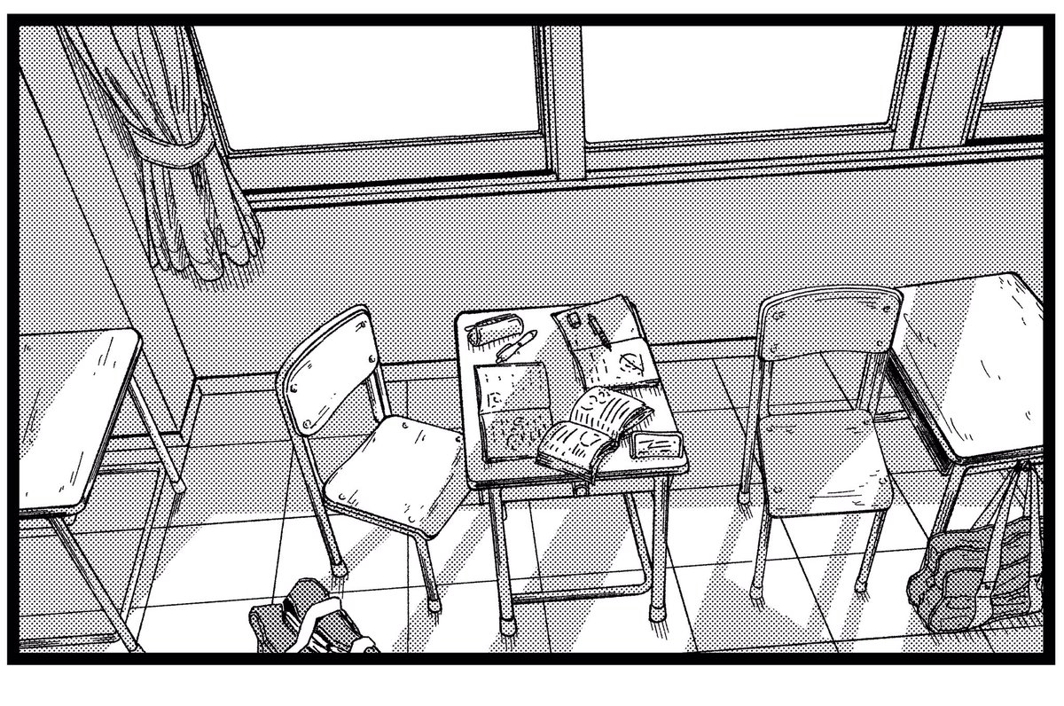 描き起こし背景練習!
昔描いた構図を使ってみた。「一回描いた構図だから速く描けるんじゃな〜い?」って期待してたらパース定規の設定でハイパー手間取って3時間50分かかった!キィーーーッ!!