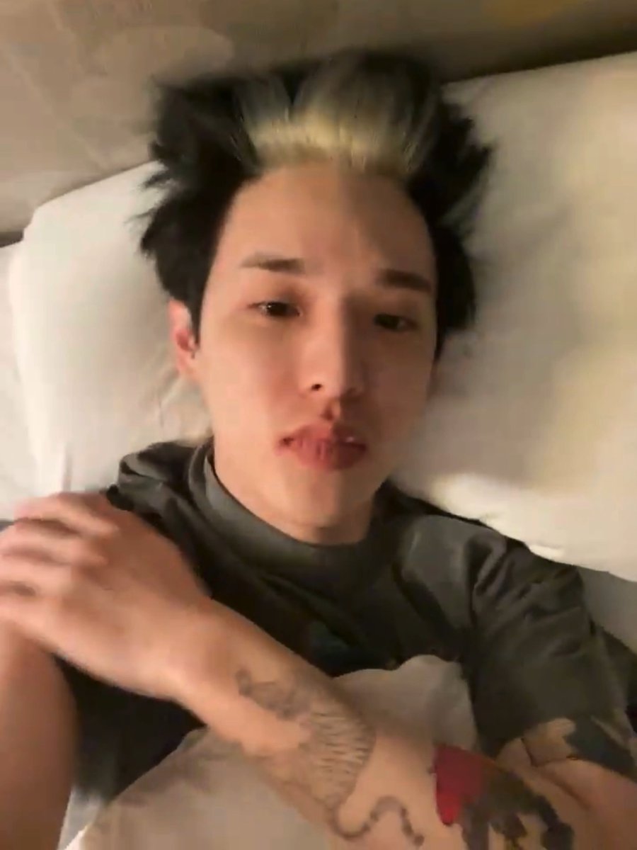 박살낸다 날 건드리는 자는 오늘이
제삿날이다
형 기분 안좋다