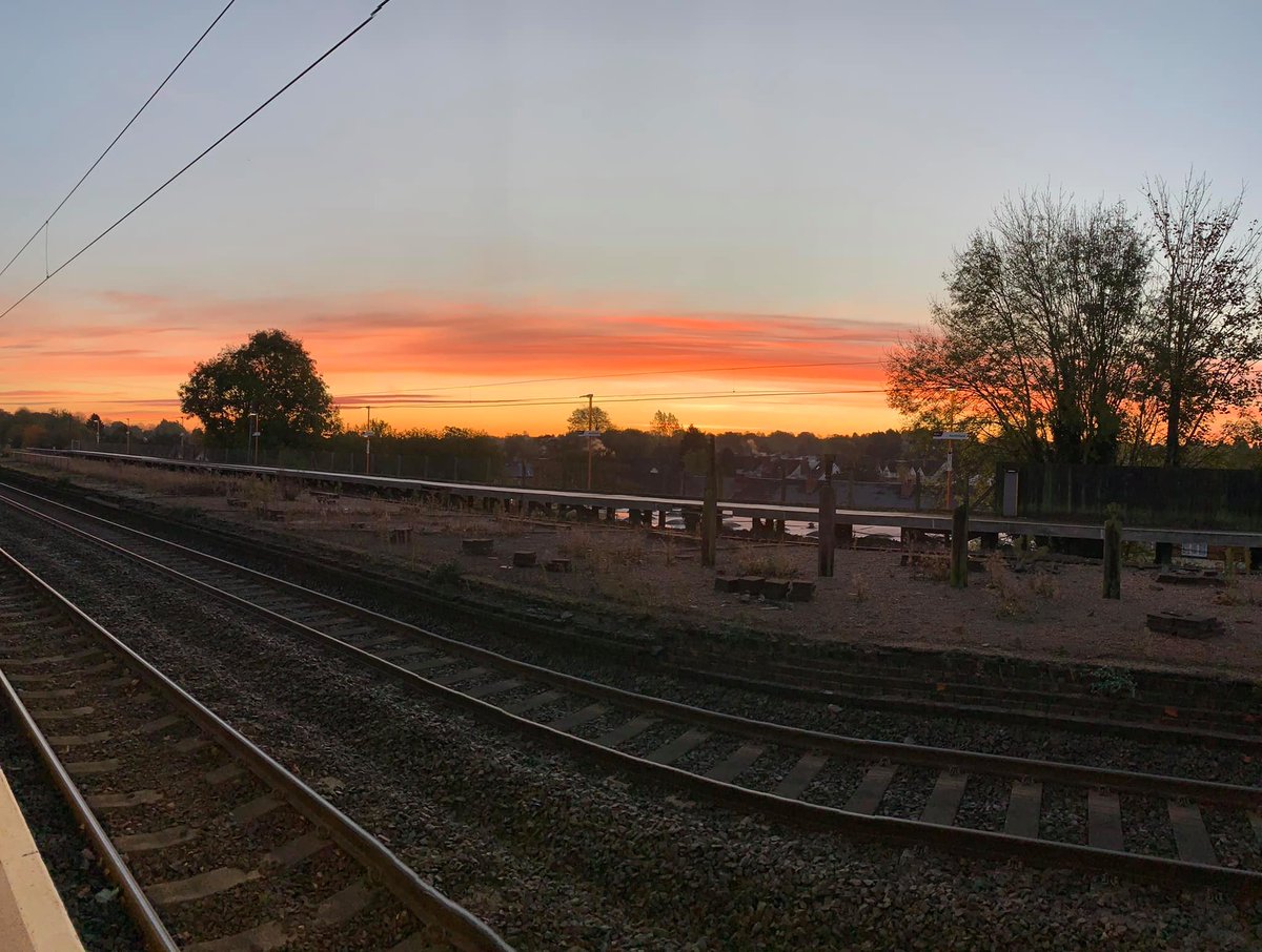 B31Voices's tweet photo. #SWBrumPHOTOS – Michael Hackett: "Northfield in the morning."

Like taking/seeing photos?  See: SW Brum Camera Club - for the love of the lens - Photography Birmingham on FB 😁 

#Northfield #Birmingham #B31Voices #BVoices https://t.co/FReX5xVu4A