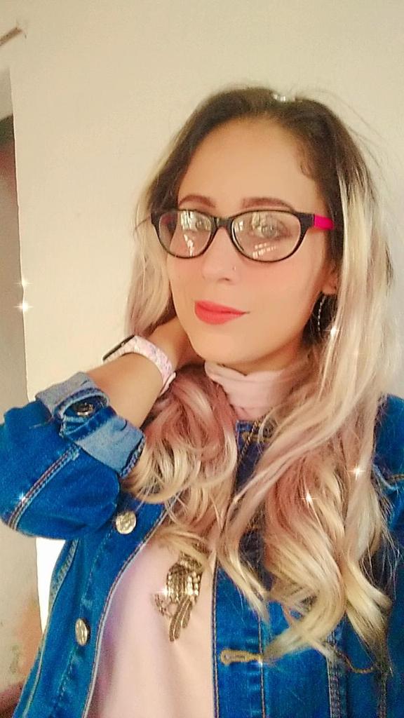 Yerlypena4's tweet photo. Selfi https://t.co/Jm3J5jw6aH
