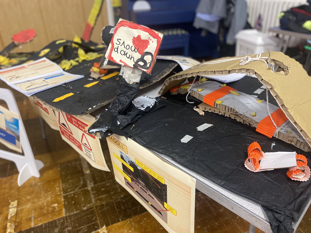 daly_mrs_'s tweet photo. What an exciting morning listening to our children speak so eloquently about their #SjsbSTEM week projects. Such a range of design briefs, knowledge and skills on display #sjsbdt #sjsbscience @StJosephStBede https://t.co/YVaD679VZU