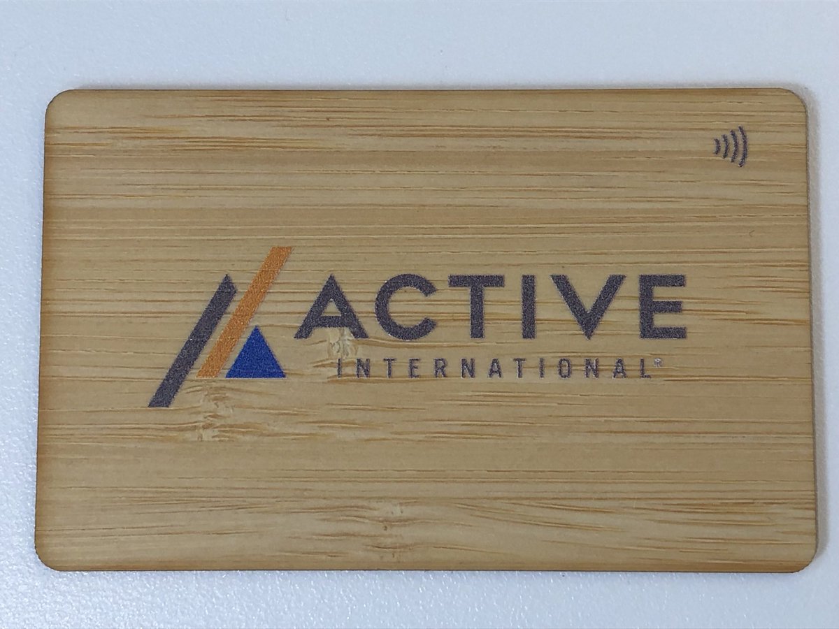 markhenson1's tweet photo. Love this new businesses card. No more printed cards. Tap on smartphone and all details instantly transferred over. Slick. #sustainable #adnetzero https://t.co/Eri1dIpSxh