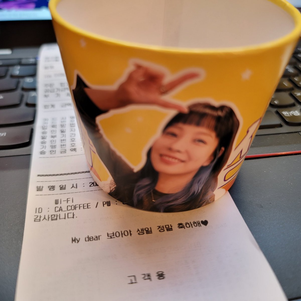 __romromiii's tweet photo. "My dear 보아야 생일 정말 축하해💛" #BoA_Mydear #해피보탄절 #🎉

(@BoA_PilYoHae 이벤트 감사합니다!) https://t.co/kgaA9VaGdT