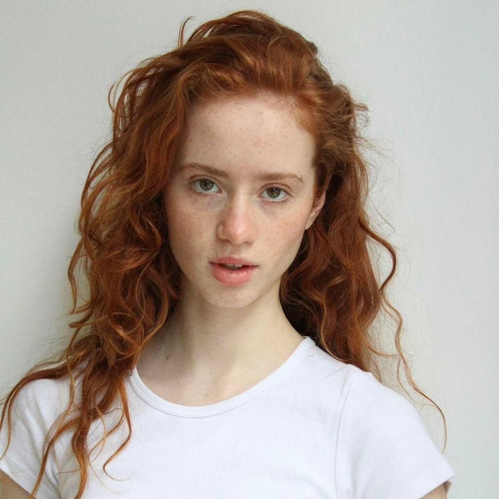 RYSHair's tweet photo. Artistic Director @alessandro.calvio looking after @maya_threlfall from @models1 🪄

What did he do? 

His World Renowned VERTICAL HAIRCUT 

Book in now to see for yourself! 
•
•
•
•
•

#hair #haircolour #hairideas #hairoftheday #hairporn #haircar… https://t.co/NVlpHBrn5F https://t.co/fEkoHE7C1B
