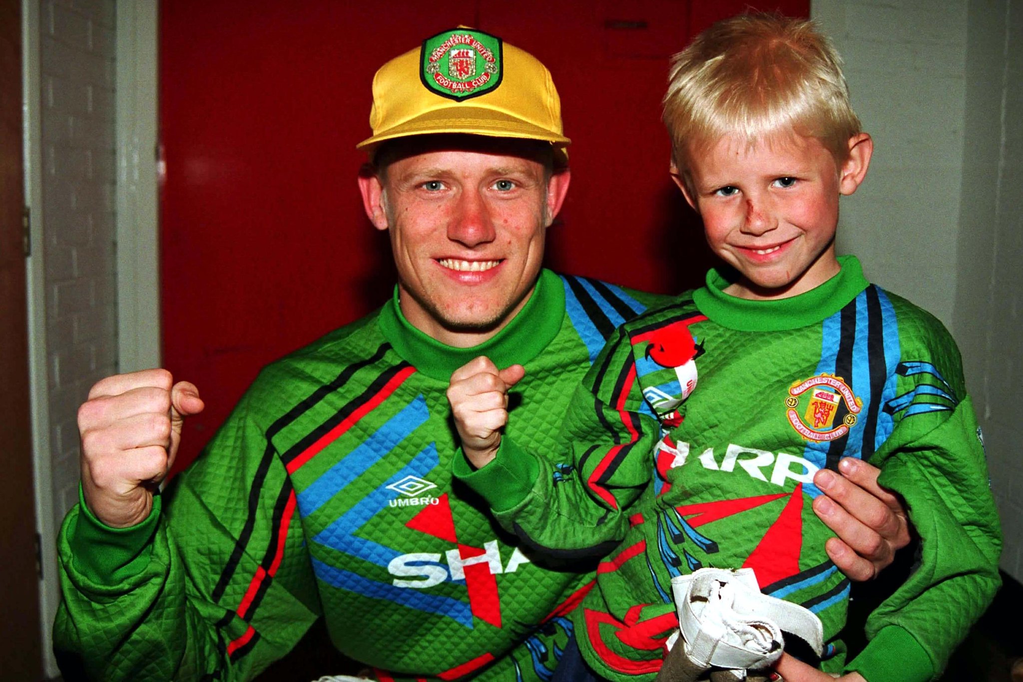 Happy Birthday Kasper Schmeichel Kasper\s been wearing grails since he was 5 y/o 