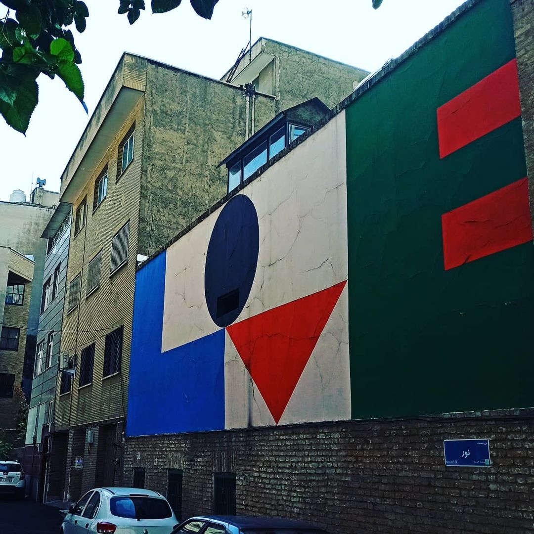 LivinginTehran's tweet photo. #loveTehran https://t.co/FXFELqFJ4D