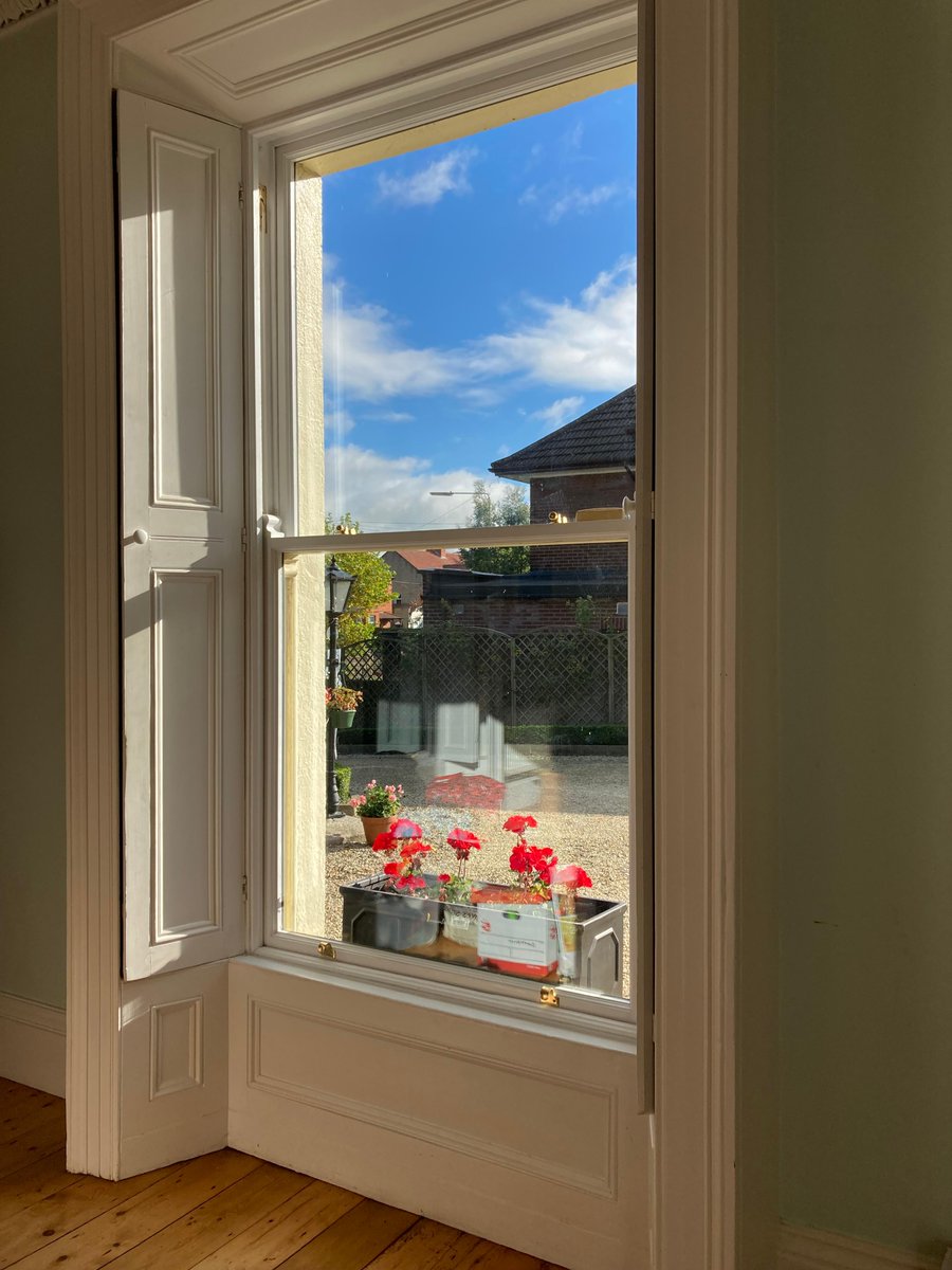CoatekGlassCoat's tweet photo. Did you know you can protect your home furnishings, curtains, art work and more from harmful UV rays by applying a specialised, completely clear window film? Protection without altering the look of your home or business! #UVprotection #preventfading https://t.co/lsdrriJ0SJ
