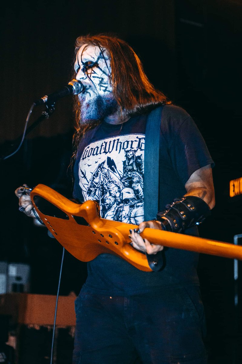 Pestilent666's tweet photo. Taylor Sharpe finding the hole eyes closed.....Ladies?

#bassguitar #bass #metal #pestilentage #deathmetal #corpsepaint #blackmetal #blackeneddeathmetal #michiganmetal https://t.co/nWBnKXz98w