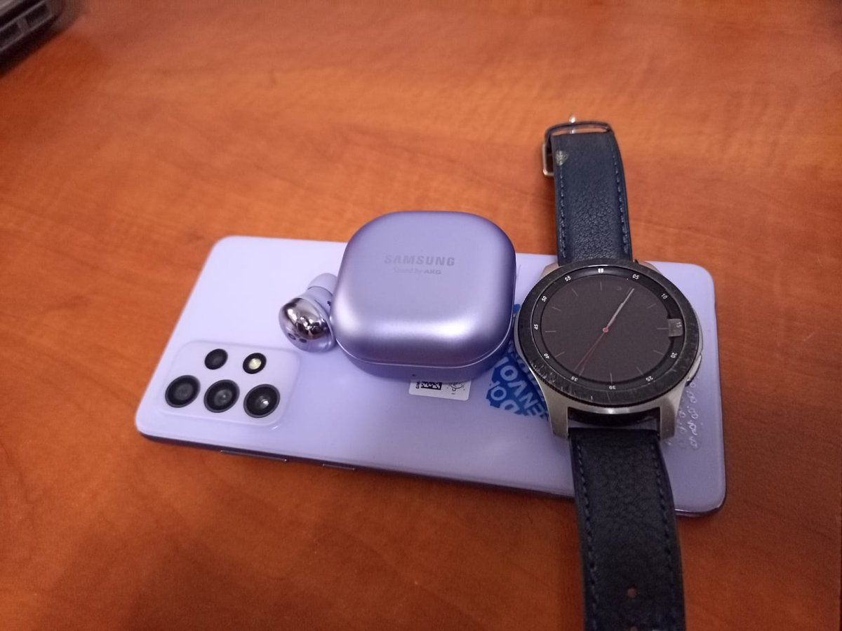 NsimbiGaming's tweet photo. my life is complete now A72, Galaxy buds pro and galaxy watch 46mm😍😍😍 https://t.co/yth9WT8Ft4