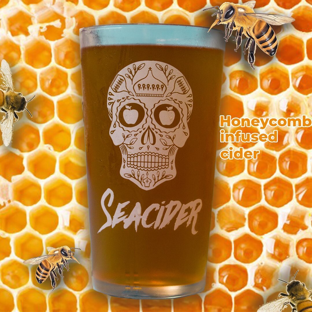 NorthernWayPR1's tweet photo. 🍯 Our latest guest cider from @SeaCiderSussex is infused with honey from the busiest bees! 

🐝 Grab yours NOW before it's gone! 

#Preston #Cider #Honeycomb https://t.co/5hbVpKGnRV