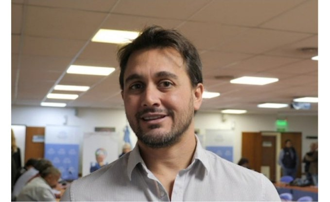 RResistencia26's tweet photo. 🎙️#Aire! Charlamos con Ezequiel Barbenza, @ezebarbenza  director de Registro y Formalización de la Secretaría de Agricultura Familiar, Campesina
e Indígena del @AgriculturaAR sobre la recuperación del Monotributo Social Agropecuario.

📻AM620 y FM96.7
💻 https://t.co/tRPTPsvJrK https://t.co/lD91ARmH4L