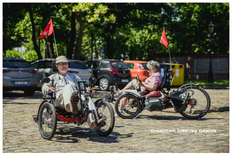 EUinmyRegion's tweet photo. Thanks to #EUfunded #Interreg project @GreenSAM_BSR, #agefriendly #greenmobility🛴🚍🚲 solutions were developed based on the needs of elderly🧓people collected through participatory tools in 6⃣ cities 🇸🇪🇳🇴🇫🇮🇱🇹🇵🇱🇷🇺 in the #BalticSeaRegion👏
https://t.co/RDDHFTj0zf 
@RegioInterreg https://t.co/V6D1leEBvJ