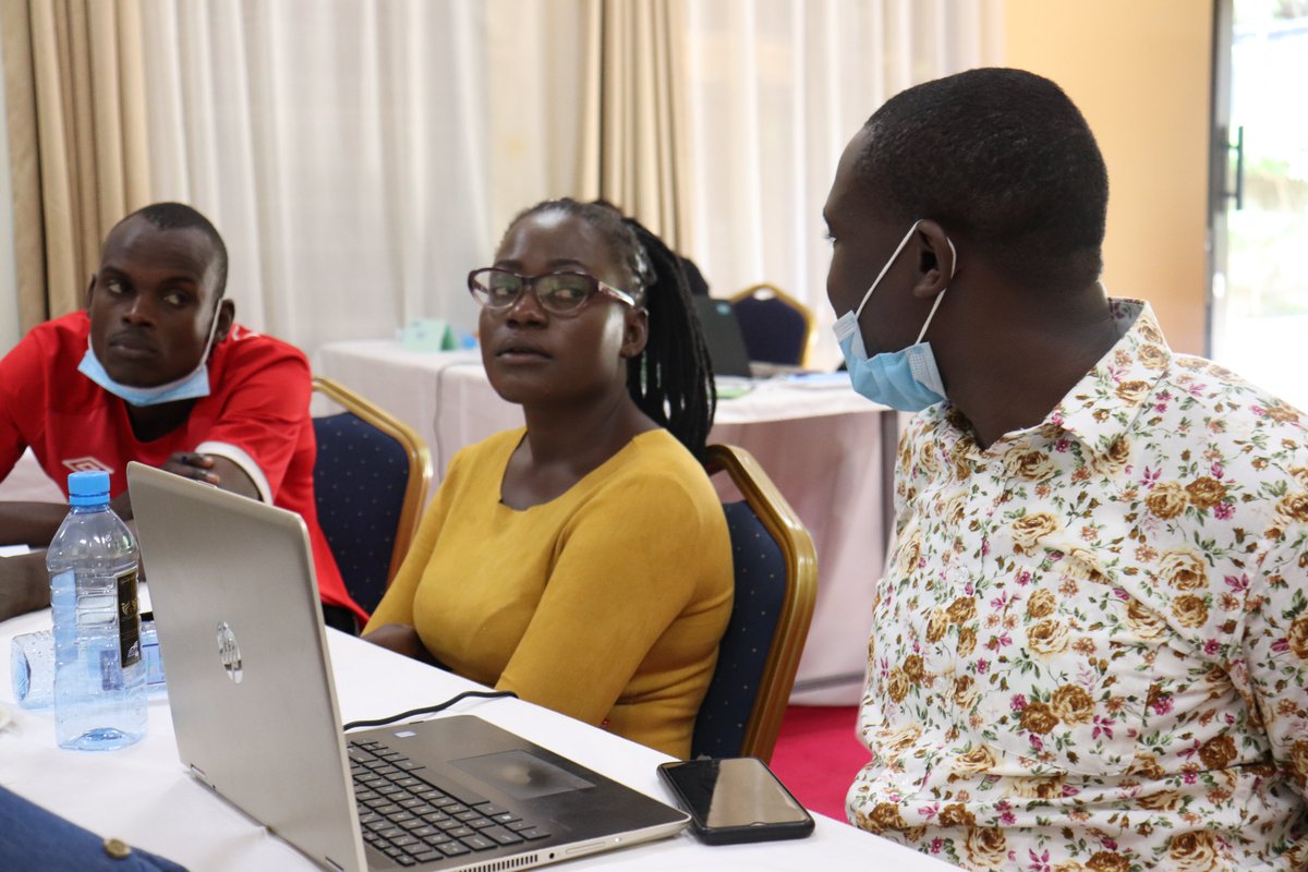 LakeHub's tweet photo. "Behaviors matter when you engage in a partnership" ~ @tjoshwa @IREX .Partnership behavior will influence partnership dynamics.
#Iconke
#pu35
#partnerships
#collaboration https://t.co/Kqe0o6aDbM
