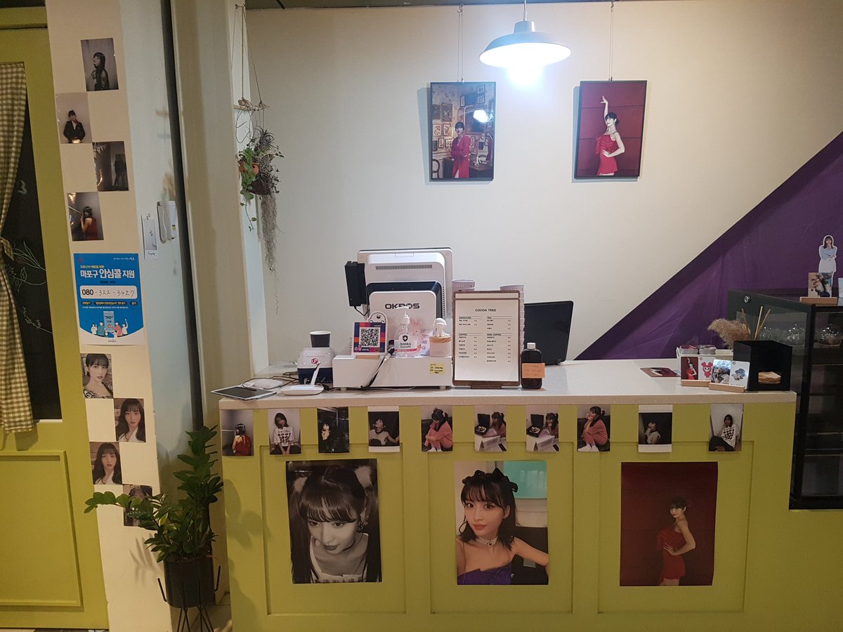 cocoatree_'s tweet photo. 🍑트와이스 모모님 생일카페가
내일(6일)부터 코코아트리에서 개최됩니다

방문이 어려우신 분들을 위하여 택배서비스를 운영합니다

https://t.co/3LIuqBumnL

#11월의_비타민_모모

#모모 #모모생일카페 #모모생일 #트와이스 #twice 
#모모는_철부지
#코코아트리 #생일카페 https://t.co/FBEzknqUZY