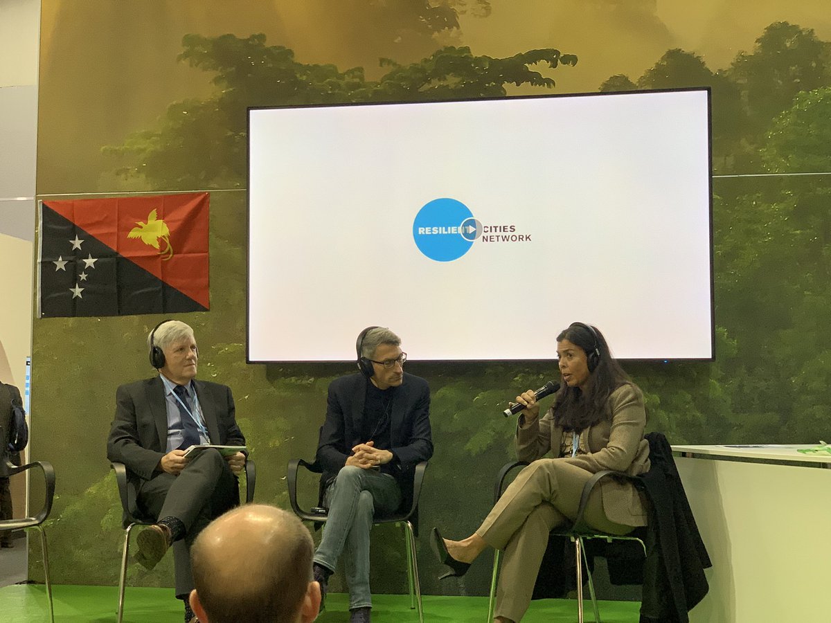 rmcolker's tweet photo. Great @RCitiesNetwork discussion continues with @WhiteHouse climate advisor Hayes and @UNDP advisor Stander—“Cities have the power to address #resilience, #decarbonization in buildings and transportation” #COP26 #CodesAtTheCore https://t.co/Z5JlwovyI7