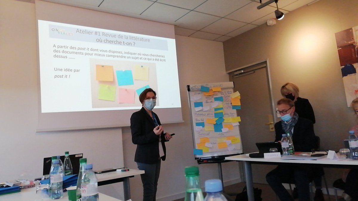 casdelorme's tweet photo. Premier atelier autour de la #revuedelittérature, un temps d'échange très riche et prometteur pour cette après midi #oncoriales #formation #jeuneschercheurs #doctorat https://t.co/qhz37WaCDZ