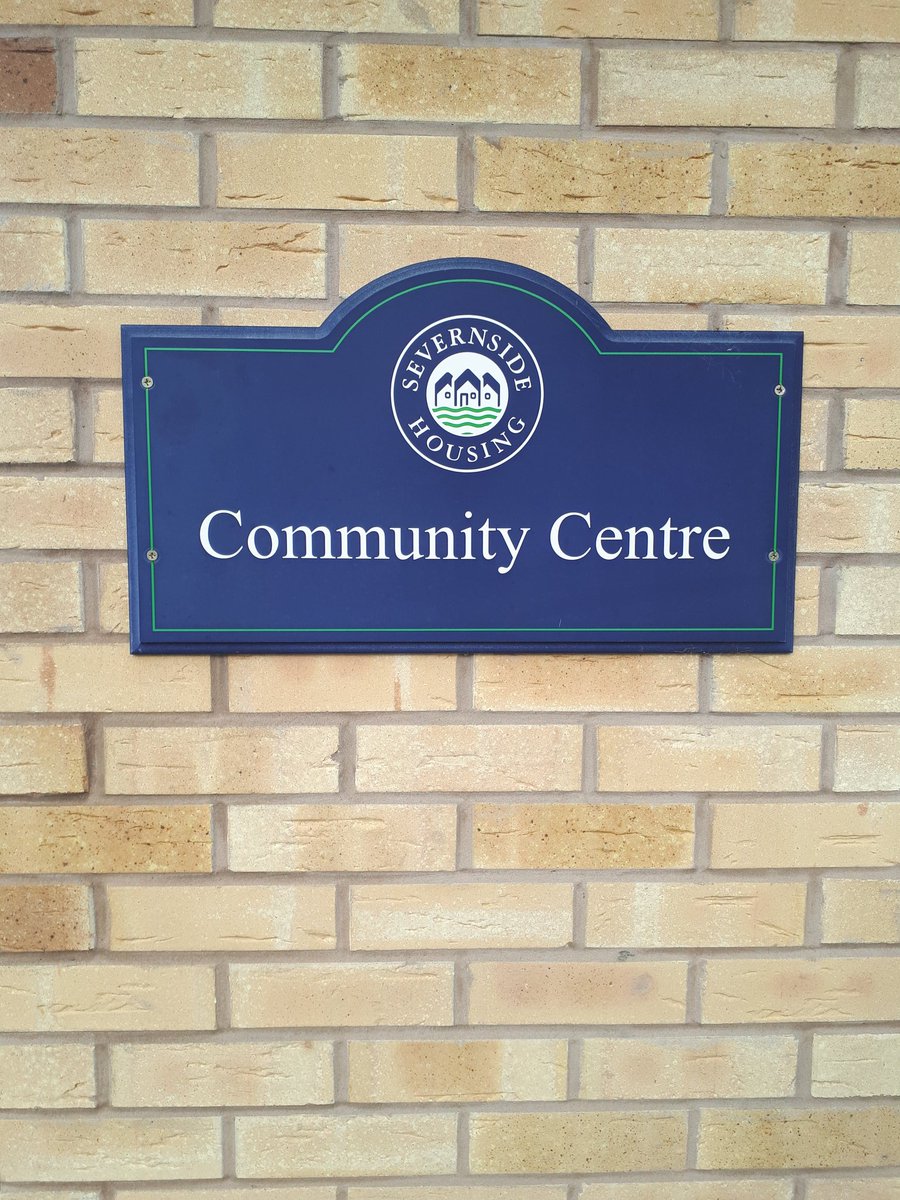 ShrewsburyCops's tweet photo. Sundorne Safer neighbourhood team have been at Moston Green community Centre this morning engaging with the local community #beingvisable #communityengagement https://t.co/NHWOelcxLh