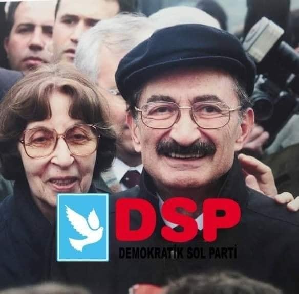 DspGul's tweet photo. Kurucumuz kuramcımız rahmetli sayın Bülent Ecevit'i  halkın Karaoğlanını  ölümünün 15.yılında Ankara'daki anıt mezarı başında  dualarla  saygıyla  ve özlemle andık.. Ruhun şad olsun halkın Adamı Mekanın cennet olsun 🙏 https://t.co/nJdrFc9rTJ