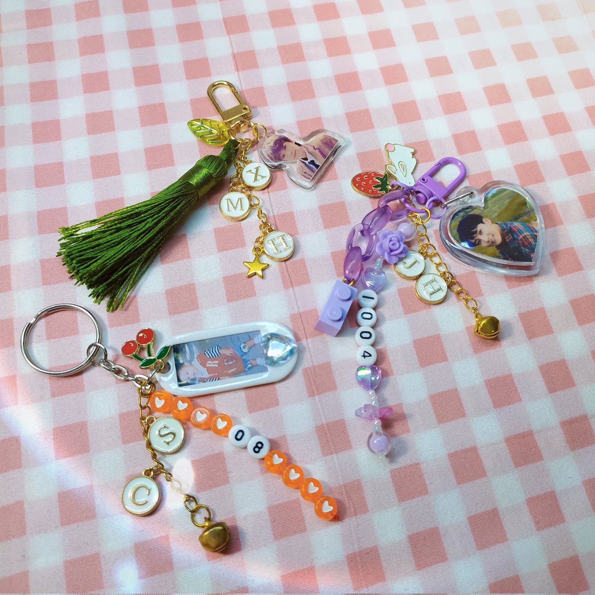 diphylleiamg's tweet photo. 3 birthday kits this year ❤️💜💚

@heyhanniehae @xyhsy https://t.co/KpkIkIK6u3