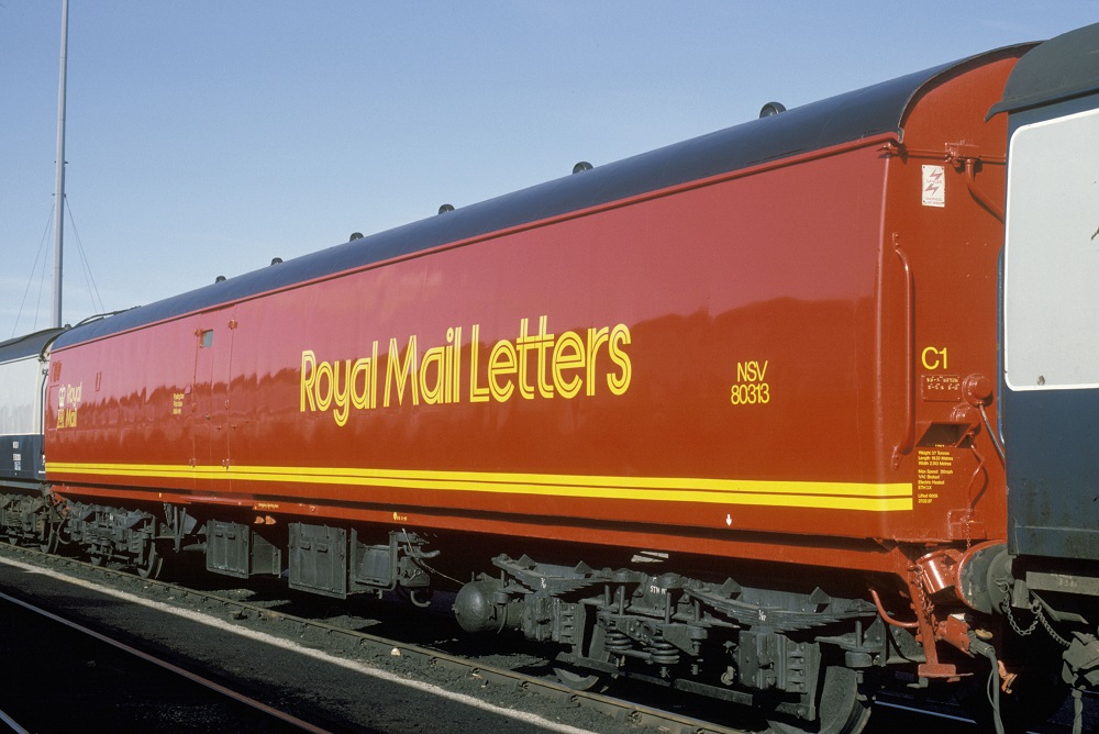 RailwayMuseum's tweet image. Who remembers these?

📷 Post Office van, 1987