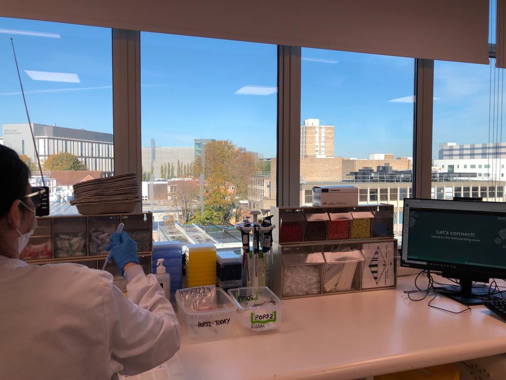 CambridgeCRF's tweet photo. The best thing about @NIHR_UKCRFN virtual #CRFsymposium21 is that no one gets to miss the conference 👏 #ResearchNeverStops #WhyWeDoResearch #SampleHandling https://t.co/0LzwWU0Nms
