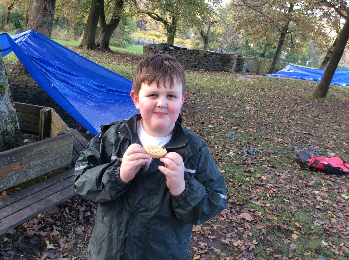 SJSNelson's tweet photo. There was no better way to spend #OutdoorClassroomDay than making a fire, eating cheesy crumpets, making a tyre swing and planting trees with @elementalforest https://t.co/CmXuUoXO7Y