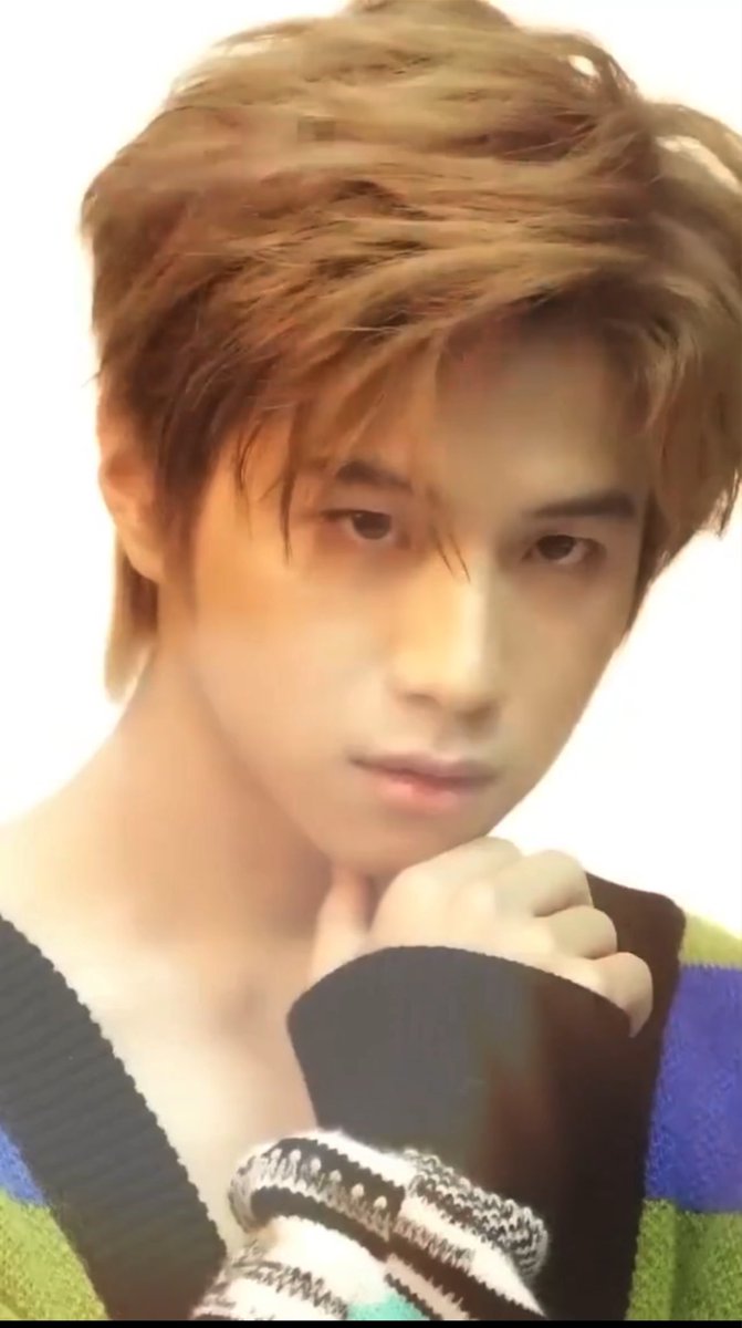PrayTikky's tweet photo. ลุคนี้ ทำไมสวย~~~~ (หลบเมนแป๊บ)

Cr: lofficielthailand 

#คนของแปลน #PlanRathavit 
#lofficielthailand #Lofficielmode https://t.co/UXoJUDwD5q