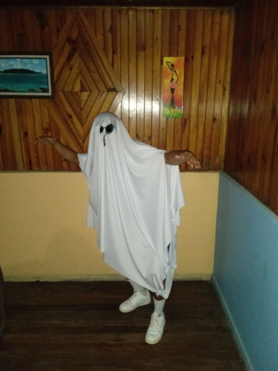 GonzalezBryner's tweet photo. Soy un fantasma un fanfantasma https://t.co/u08BPw5URb