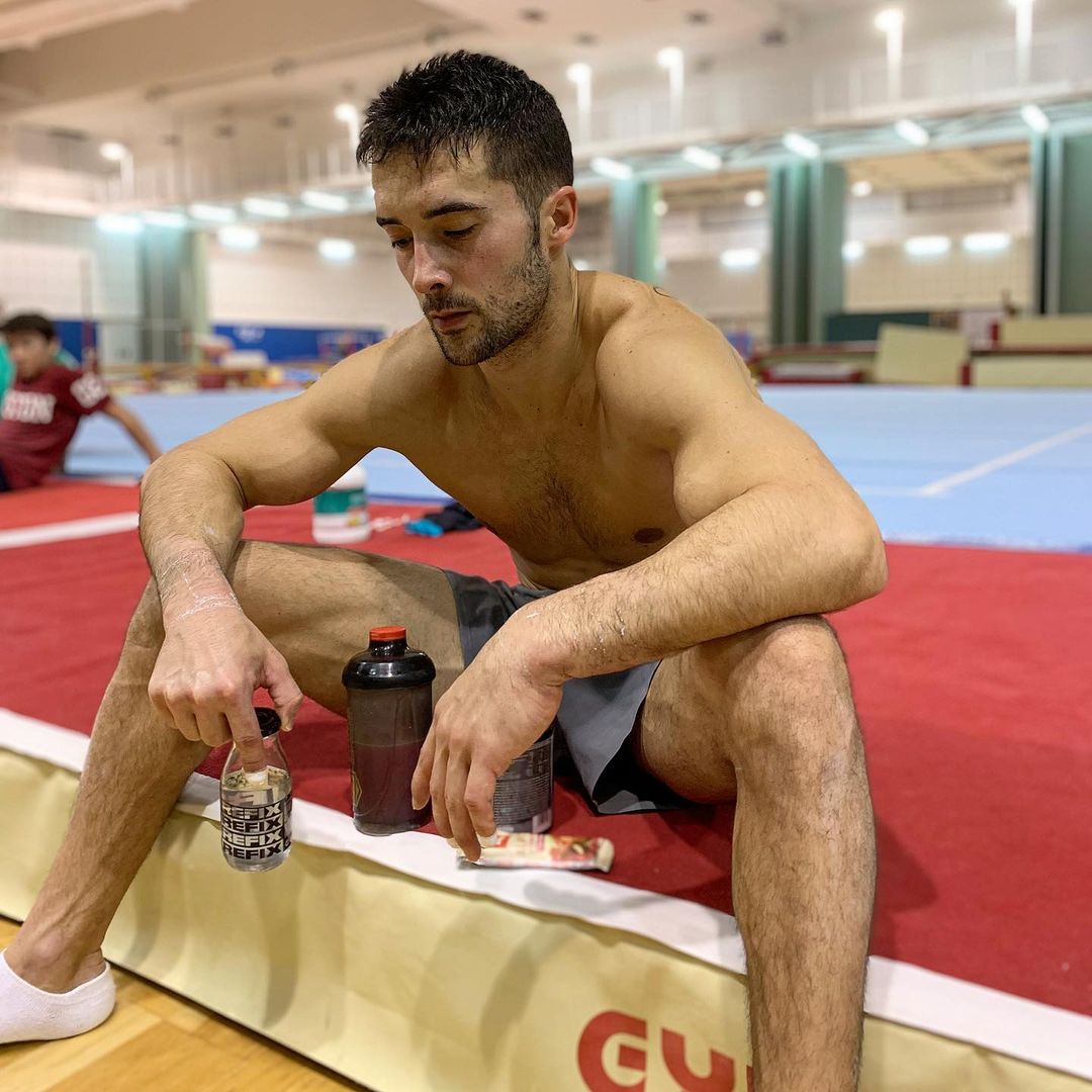 When one of the best gymnasts in the world skips sponsorships and asks you for REFIX stealthily.

<a href="/xinso/">Rubén López Martínez</a>

⌀⁠

Cuando uno de los mejores gimnastas del mundo se salta los patrocinios y te pide REFIX por lo bajini.

<a href="/xinso/">Rubén López Martínez</a>

DON'T FORGET TO REFIX
#refixyourself