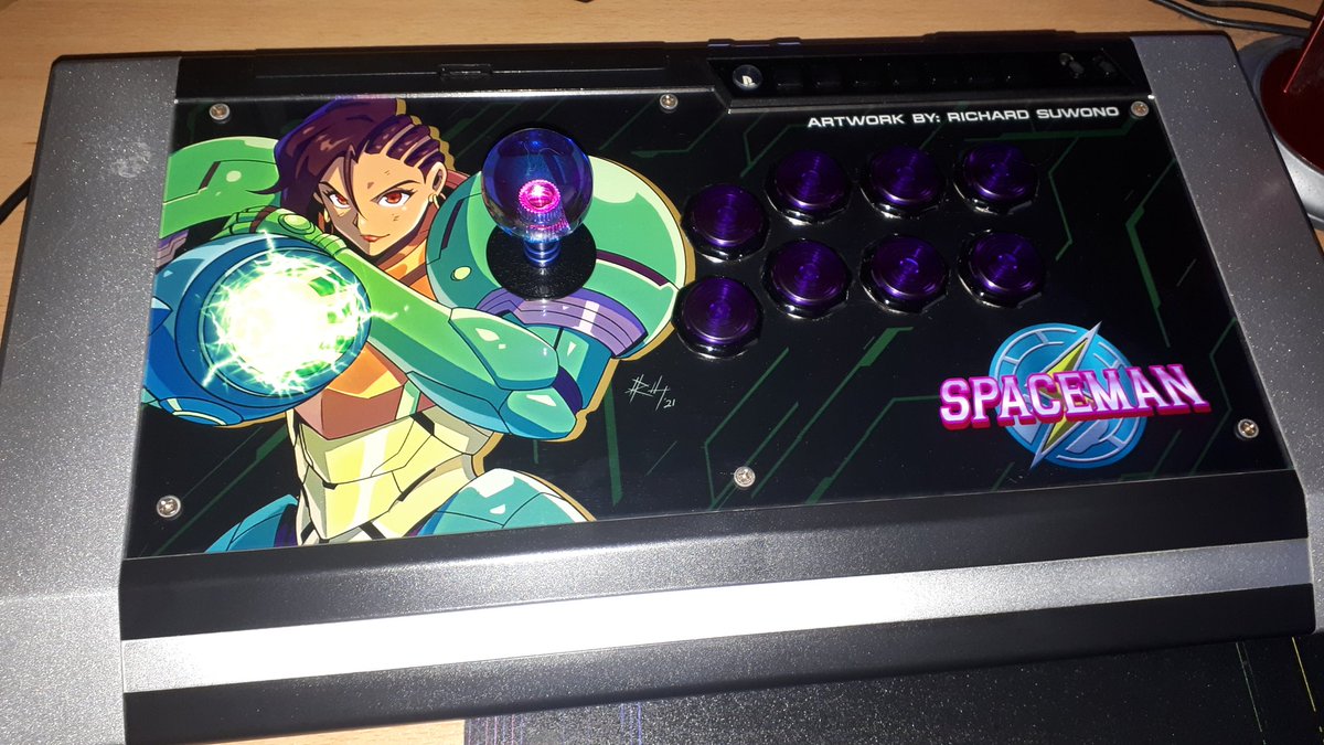SpacemanFGC's tweet image. "Bonita Suit acquired!"

New custom artwork that's residing in my Qanba Obsidian now. It's about time something "space" related got into it, right? 😄

Thank you very much @richardsuwono for creating the artwork! I love it! 😊