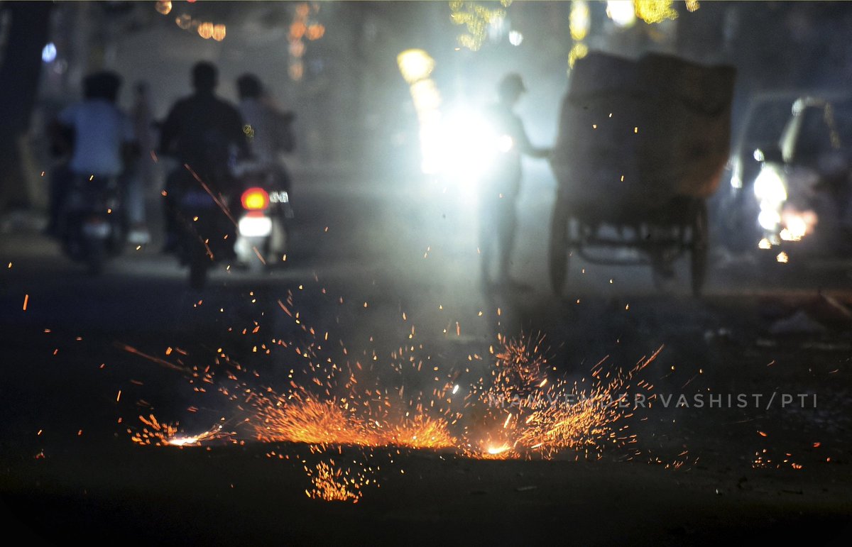 People burn firecrackers to celebrate Diwali festival #Diwali #firecrackers #Deepawali #CrackersBan #DiwaliCelebration #pollution #PollutionFreeDiwali #HappyDeepavali