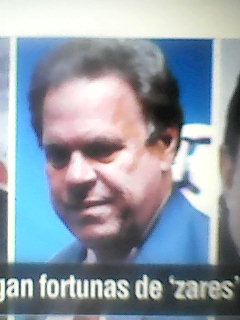 fernandomirey1's tweet photo. @camiloangaritta ya rueda parese q esta dando resultaos, parese q 3 enpates se dio cuenta q tiene y va a poner gente nueva demole apoyo a ese guevon ataqemos estas bellesa de mi foto paq se vayan https://t.co/vrQHu1LsnG