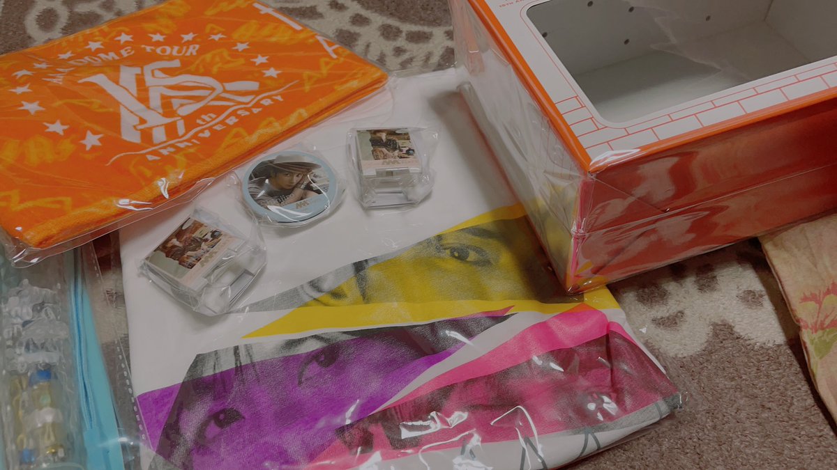 Ma9n_aaa's tweet photo. グッズ届いたあ

福岡行きますのでもし覚えてる方いらしたら会いたいですね！

ランダム3つ買ったけど2つ西島さんでした久しぶり喜んだよwwww https://t.co/i1qDbUOvhy