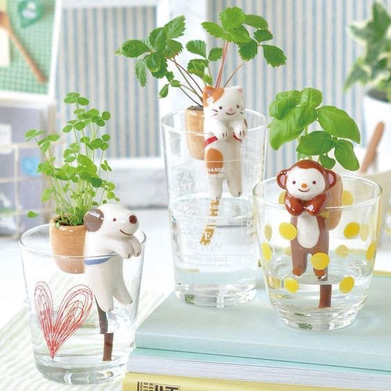 swaygallery's tweet photo. 【#BACKINSTOCK】#Shippon - Animal ceramic planters
Adorable and clever #animalplanters with self-watering tail.
They grow different plants:
#cat🐱 - #WildStrawberry / #dog🐶- #Clover / #monkey🐵- #Basil
https://t.co/YboSKrBIET
Available in store and online 🌱
#swaygallery https://t.co/WMU2EDwYNn