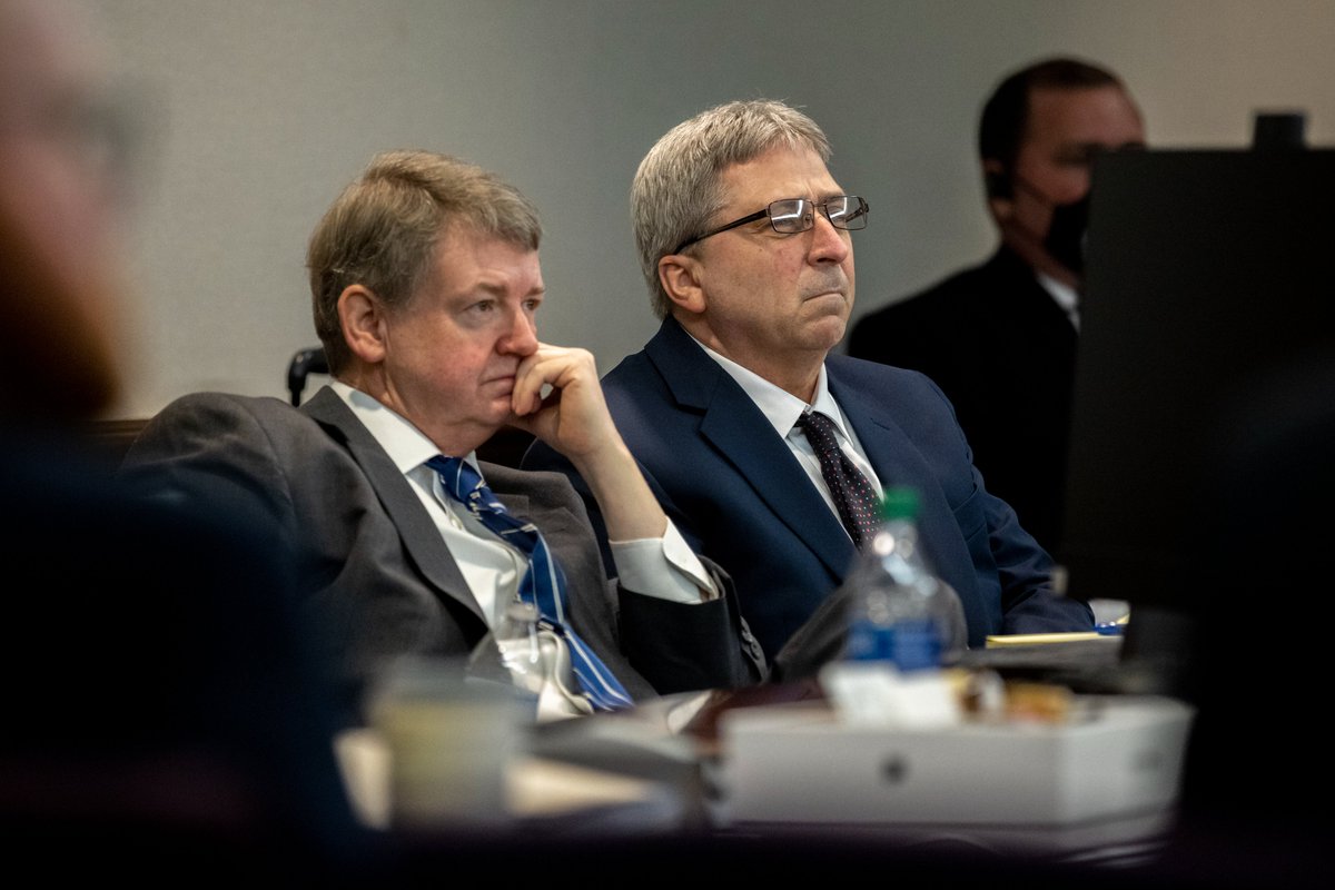 KaileyTracy's tweet photo. After almost 3 weeks of jury selection, opening statements start today in trial in death of #AhmaudArbery. 
-11 white jurors, 1 Black juror
-1 juror struck for medical reasons yesterday, alternate replaced her, also white female
-Court starts at 9 am
Photos: pool photographer https://t.co/4H0aJ3K78y