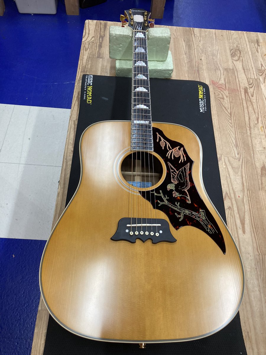 od_musics's tweet photo. New arrival !!!
Epiphone
Master bilt Excellent
FT120(2020年製)
Master biltシリーズより満を持して復刻された、Excellent FT120!!
1963~70年の間に141本しか生産されなかったEpiphoneの中で最も希少なモデルです!
#Epiphone #Masterbilt #FT120
#エレアコ #楽器 #楽器買取 #王の洞窟 https://t.co/9pjxTDgpkZ