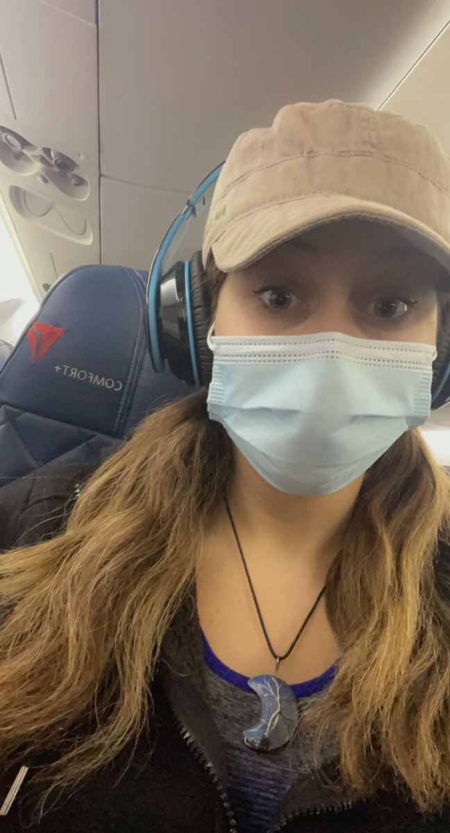 ShawnaReed93's tweet photo. I’ve never lived this #Comfort+ life……… game changer. #DOATM #WomensWrestling #RWA #AustinBound #HisLegacy #HawkArmy #Thankful #FightThroughIt #Delta https://t.co/YF8TlOuhiO