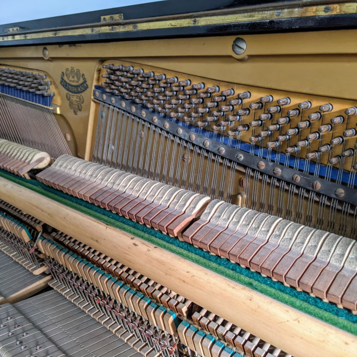 pianotunermjr's tweet image. 🎹 Piano Tuning in Telford, Shropshire 🎹 
Tuning a 'J &amp;amp; J Hopkinson' Upright Piano dating from 1925
#piano #hopkinson  #pianotuner #pianotuning #classical #musicians #classicalpiano #pianist #Telford #Shropshire #repair #tuning #instruments