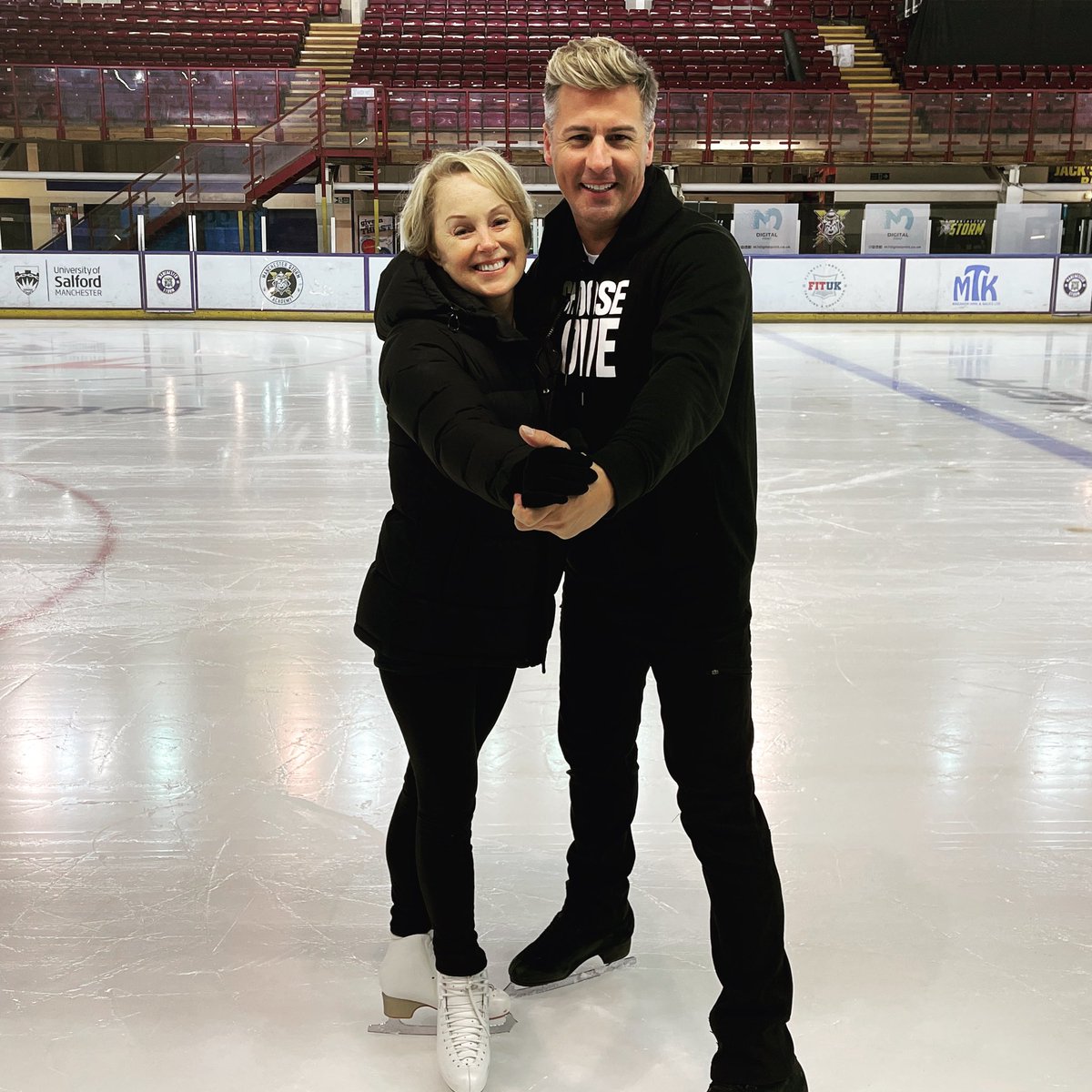 TheMattEvers's tweet photo. Omg. Legend… #sallydynevor #dancingonice #coronationstreet ❄️❤️❄️❤️❄️ https://t.co/af9lCZcoym