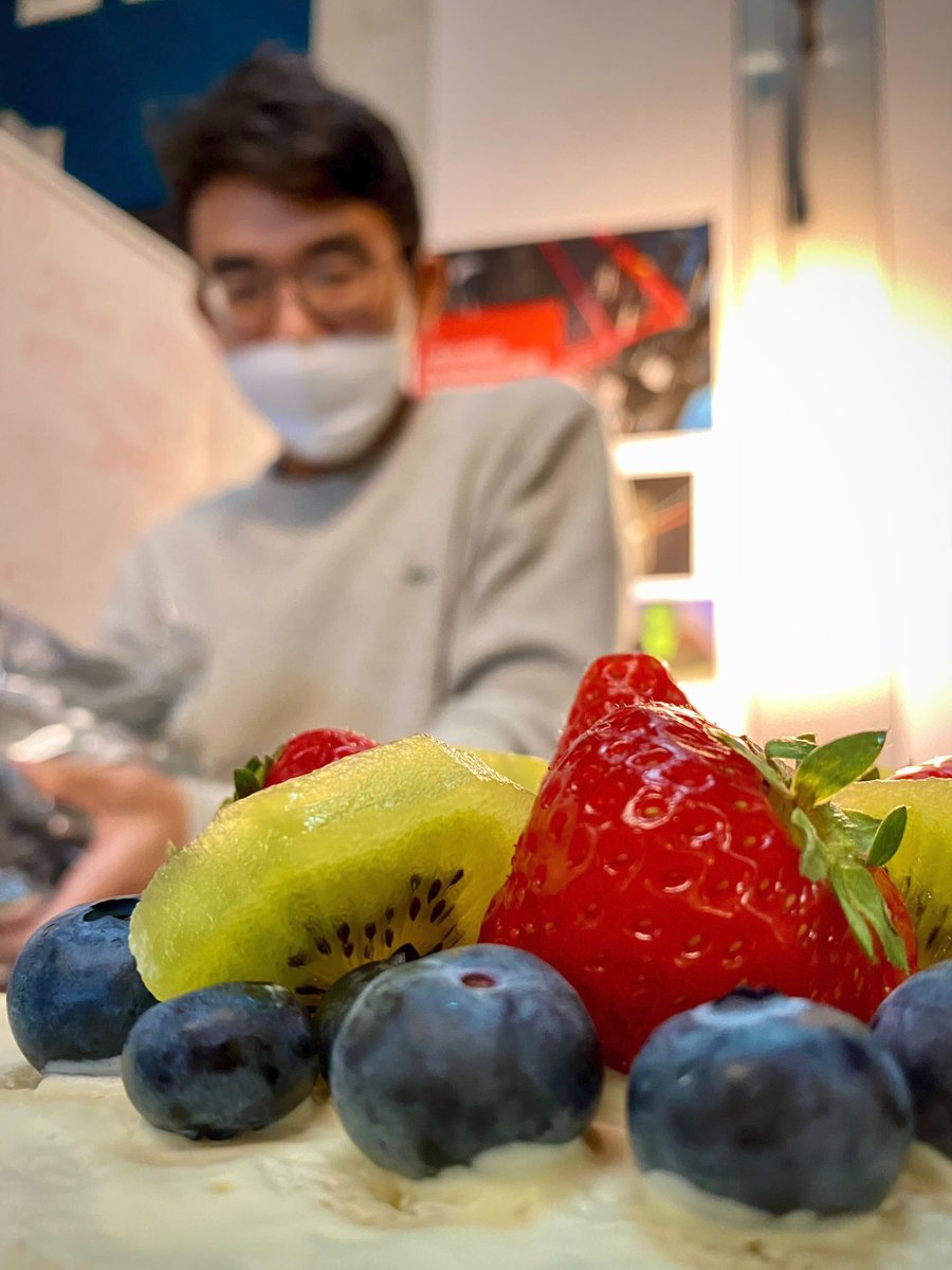 Seonwoo Lee made this wonderful cake in his rice cooker to celebrate his birthday [Congrats 1!!] &amp; his and <a href="/DavidRoesel/">David Roesel</a> 's new paper on Cu2+ - ion -water - membrane (second harmonic) imaging in <a href="/JPhysChem/">The Journal of Physical Chemistry</a>:  doi.org/10.1063/5.0063… [Congrats 2!!]. Cake was super jummy.