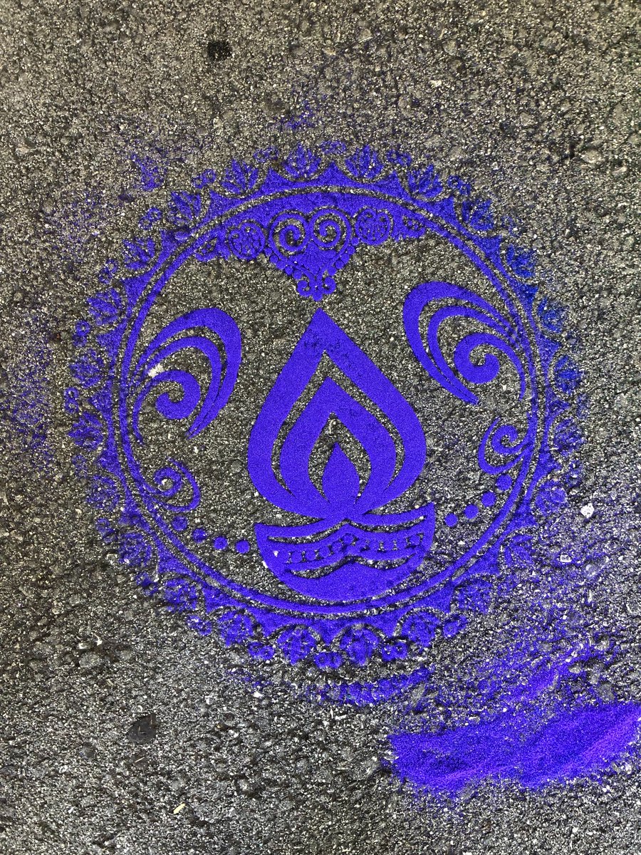 HeatherSCSD's tweet photo. Happy Diwali!
1st/2nd graders learning about Diwali, decorating their own diya, and making rangoli art.  Thank you to our wonderful parents who share their cultures and celebrations with us. https://t.co/zWua2K0j3J